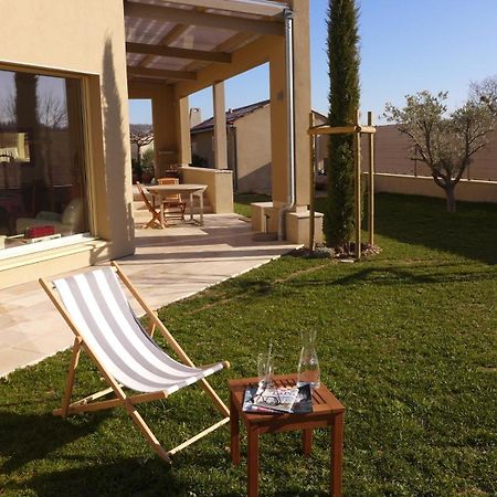 Les Trois Oliviers Bed & Breakfast Forcalquier Bagian luar foto