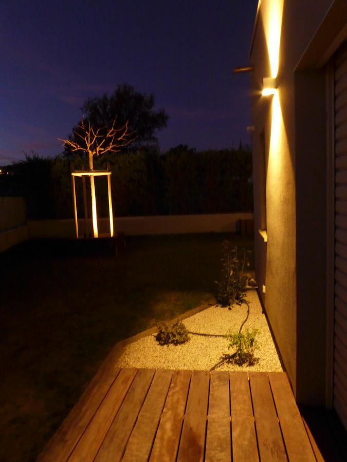 Les Trois Oliviers Bed & Breakfast Forcalquier Bagian luar foto