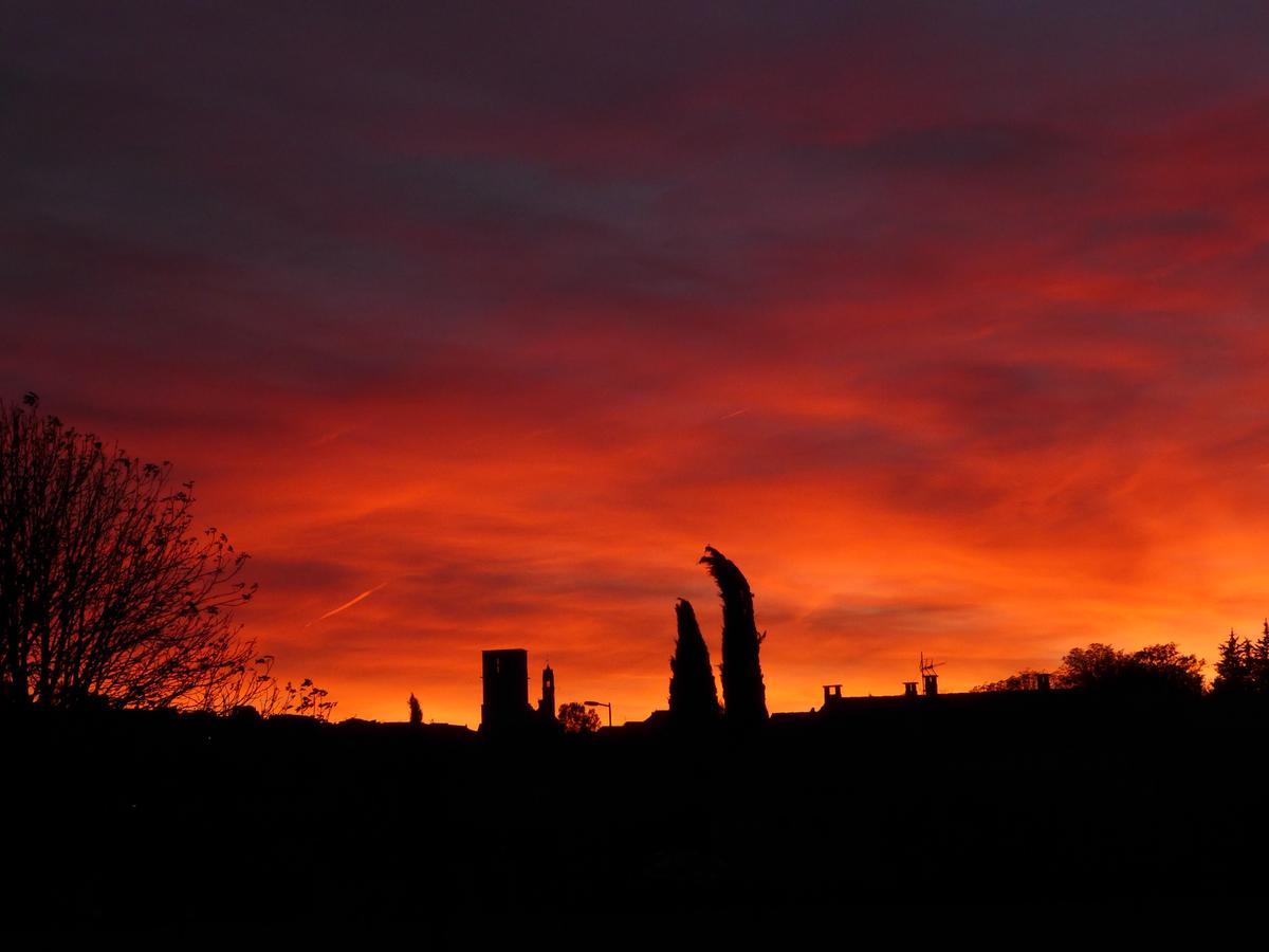 Les Trois Oliviers Bed & Breakfast Forcalquier Bagian luar foto