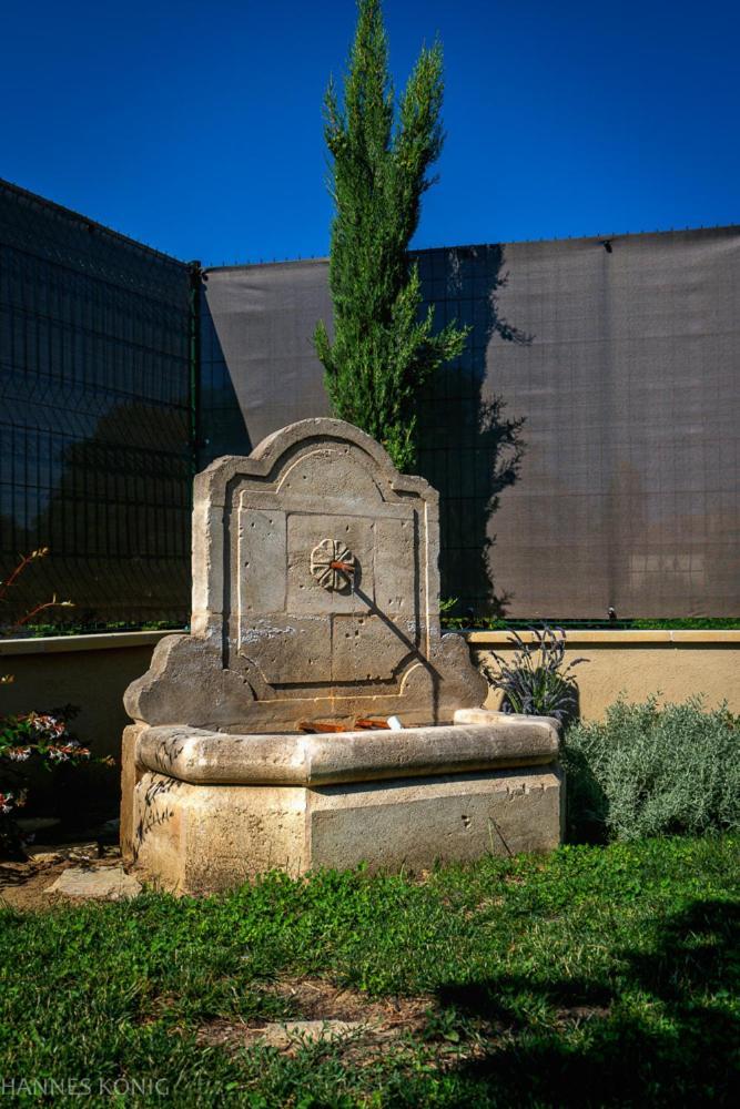 Les Trois Oliviers Bed & Breakfast Forcalquier Bagian luar foto