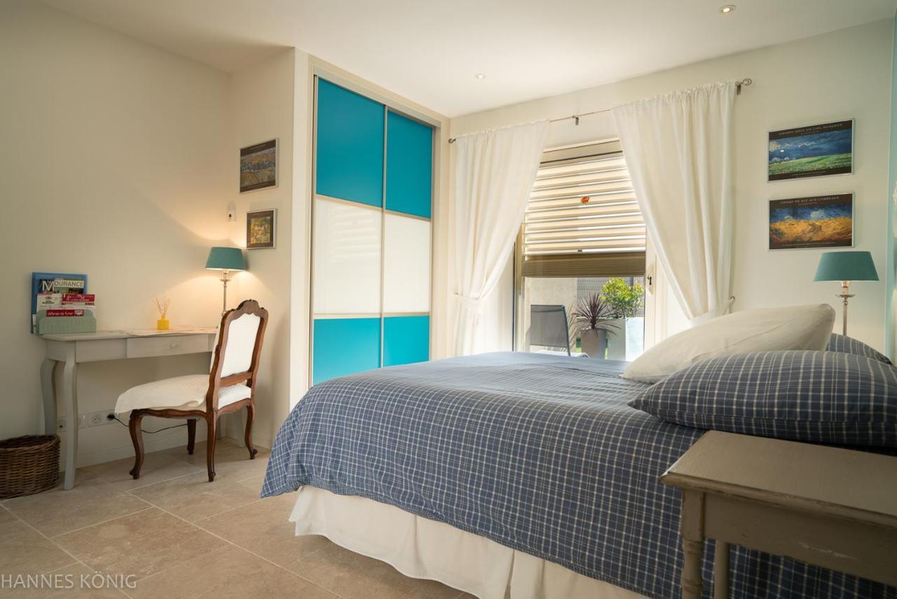 Les Trois Oliviers Bed & Breakfast Forcalquier Bagian luar foto