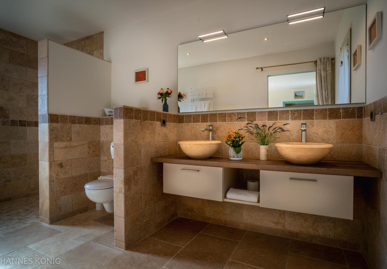 Les Trois Oliviers Bed & Breakfast Forcalquier Bagian luar foto